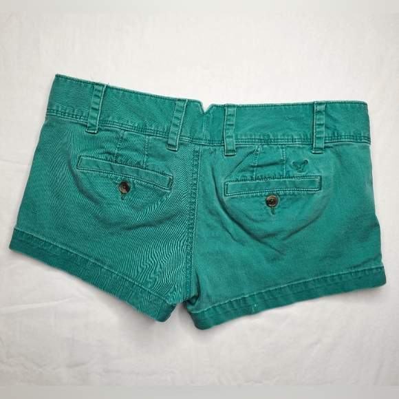 AMERICAN EAGLE Green Shorty Shorts Stretch Size 2 - Picture 2 of 4